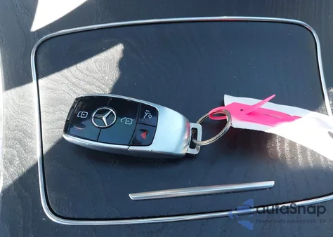 2019 Mercedes-Benz E 300 from USA, damaged, VIN WDDZF4JB9KA514428